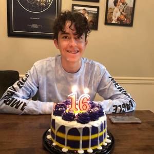 Meet your Posher, Johnathan